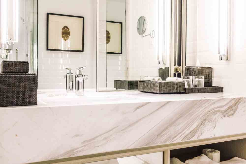 Bathroom Countertops: Choosing the Perfect Style and Material